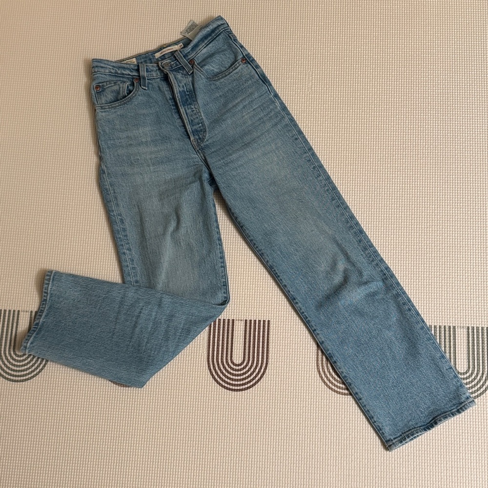 Levi's Light Blue Straight Jeans